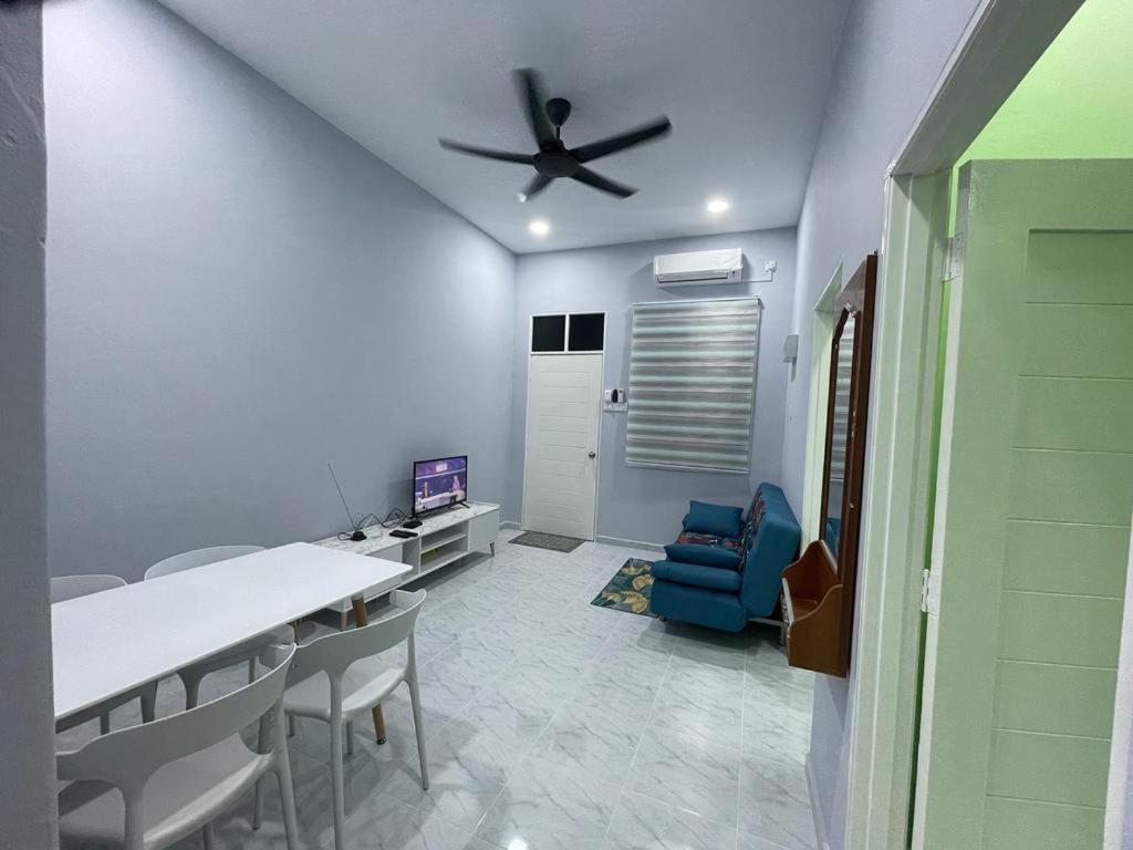 Holiday home 4s Marang